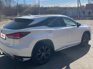 2021 Lexus RX 300 IV Рестайлинг, белый, 6100000 рублей, вид 3