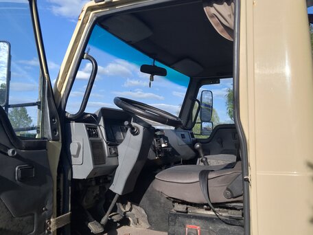 2010 TATA 613, бежевый, 1000000 рублей, вид 5