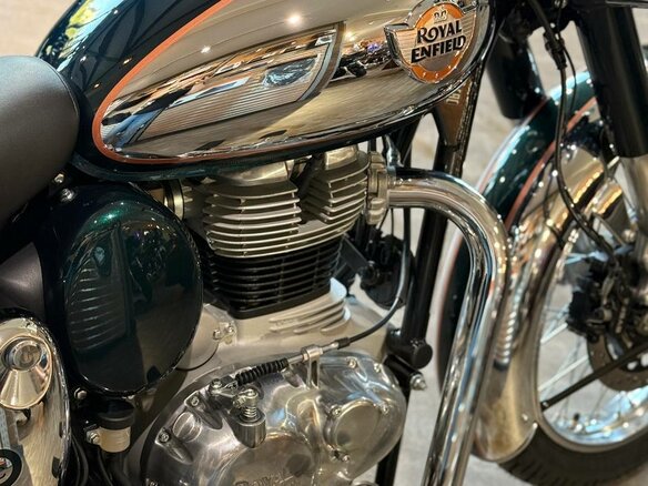 2026 Royal Enfield Classic 350, серый, 526000 рублей - вид 5