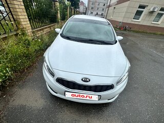 2015 Kia Ceed II Рестайлинг, белый, 1050000 рублей, вид 2