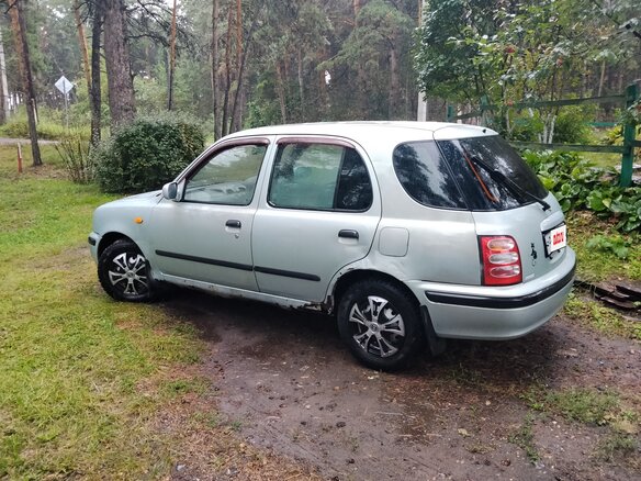 1999 Nissan March II (K11), зелёный - вид 4