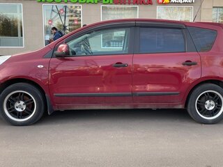 2010 Nissan Note I Рестайлинг, красный, 770000 рублей, вид 4