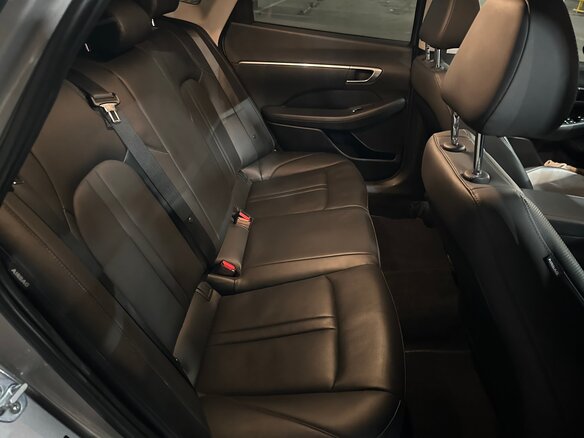 2019 Hyundai Sonata VIII (DN8), серый, 1950000 рублей - вид 17
