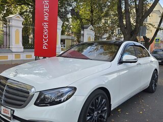 2016 Mercedes-Benz E-Класс 200 V (W213, S213, C238), белый, 3300000 рублей, вид 4