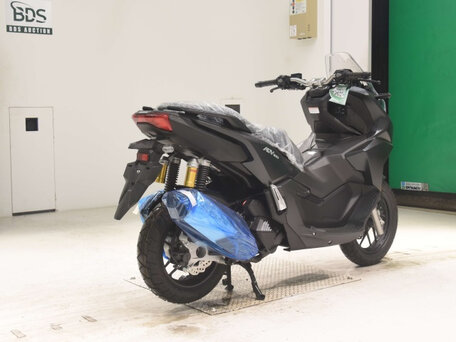 2024 Honda ADV160, чёрный, 600000 рублей, вид 5