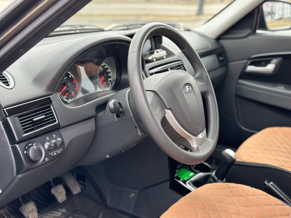 2014 Lada (ВАЗ) Priora I Рестайлинг, коричневый, 810000 рублей - вид 12