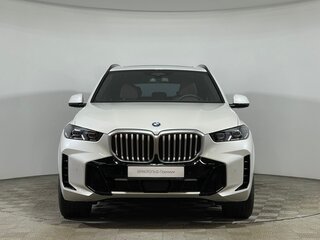 2024 BMW X5 40i IV (G05/G18) Рестайлинг, белый, 11990000 рублей, вид 3
