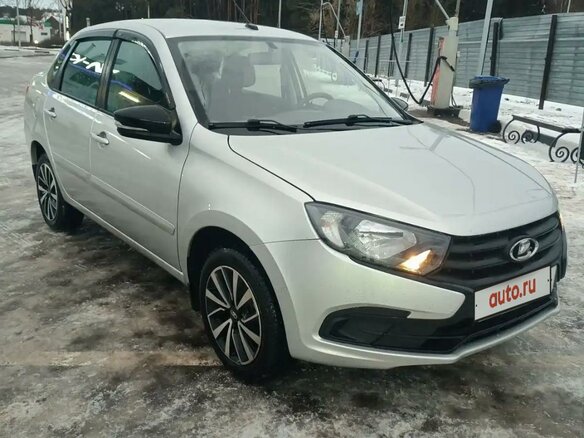 2023 Lada (ВАЗ) Granta I Рестайлинг, серебристый, 830000 рублей - вид 1