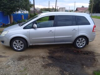 2012 Opel Zafira B Рестайлинг, серебристый, 500000 рублей, вид 3