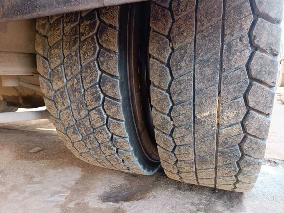 2008 Ford Cargo, красный, 900000 рублей - вид 5