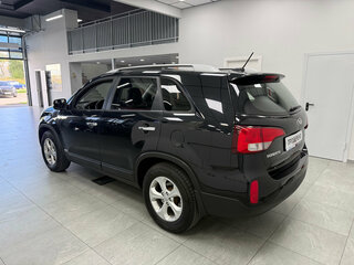 2017 Kia Sorento II Рестайлинг, чёрный, 2200000 рублей, вид 5