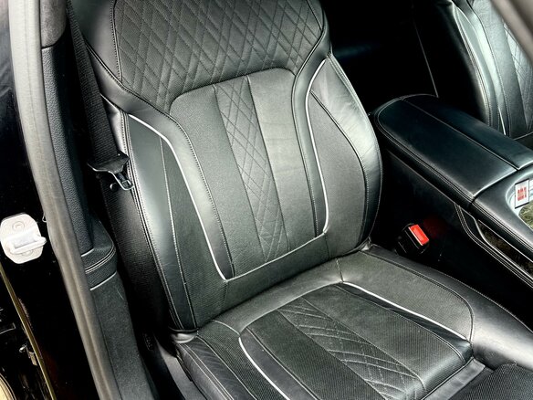 2018 BMW 7 серии Long 740Li VI (G11/G12), чёрный, 2847840 рублей - вид 17