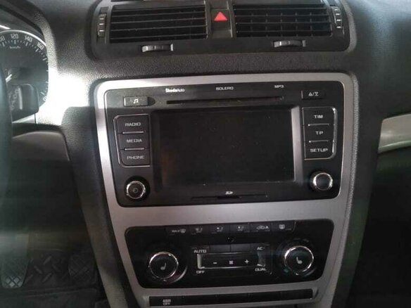 2010 Skoda Octavia II (A5) Рестайлинг, серый, 850000 рублей - вид 10