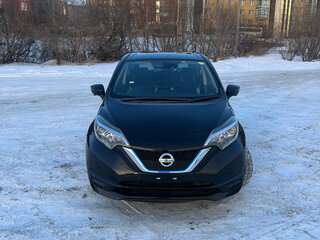 2017 Nissan Note e-Power II Рестайлинг, чёрный, 1250000 рублей, вид 2