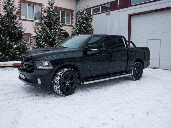 2013 Dodge RAM IV (DS/DJ), чёрный - вид 2