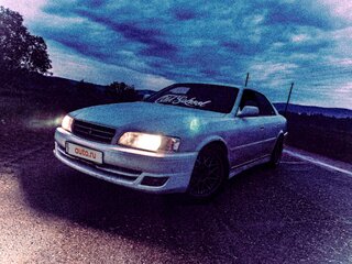 1999 Toyota Chaser VI (X100) Рестайлинг, белый, 680000 рублей, вид 2