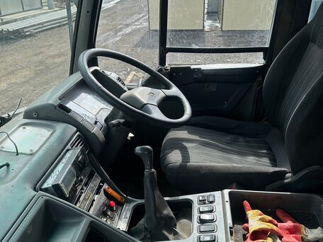 1999 Fuso (Mitsubishi) Fighter, белый, 5500000 рублей, вид 4