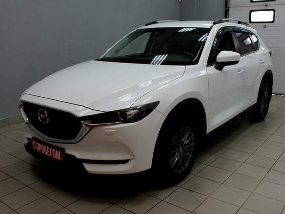 2017 Mazda CX-5 II, белый, 2400000 рублей