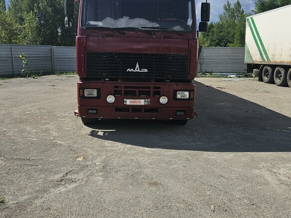 2010 МАЗ 5440, красный, 900000 рублей