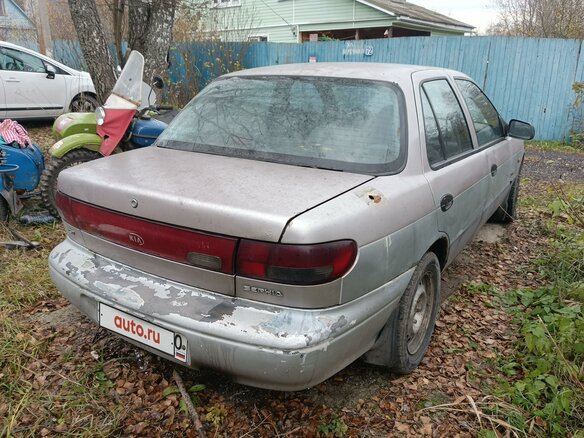 1998 Kia Sephia I Рестайлинг, серебристый, 69900 рублей - вид 3