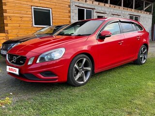 2012 Volvo V60 I, красный, 1195000 рублей, вид 1