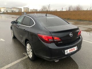 2014 Opel Astra J Рестайлинг, чёрный, 1200000 рублей, вид 5