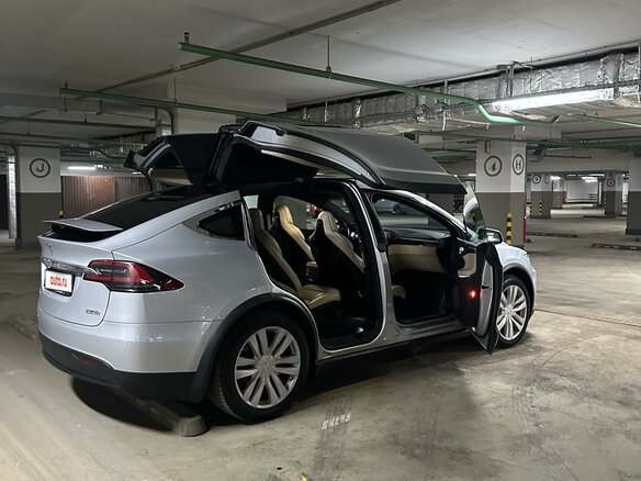 2016 Tesla Model X P90D I, серый, 3400000 рублей - вид 12