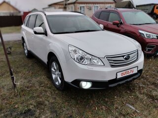 2011 Subaru Outback IV, белый, 1550000 рублей, вид 3