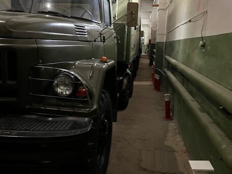2005 ЗИЛ 131, зелёный, 1450000 рублей, вид 1