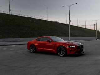2019 Ford Mustang VI Рестайлинг, красный, 5999000 рублей, вид 4