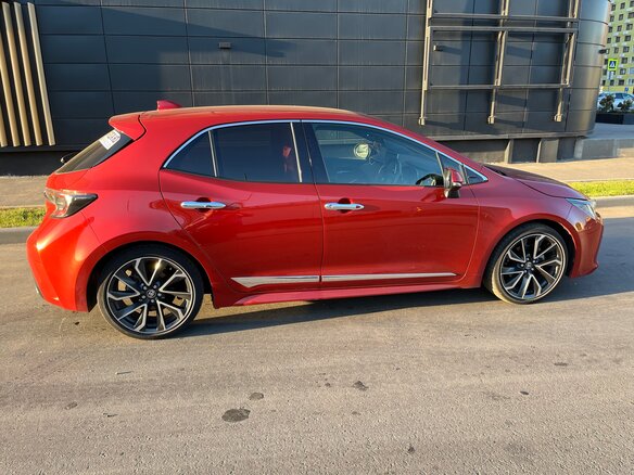 2019 Toyota Corolla Sport XII (E210), красный, 1799000 рублей - вид 7