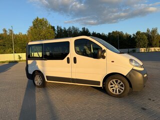 2003 Opel Vivaro A, белый, 900000 рублей, вид 2