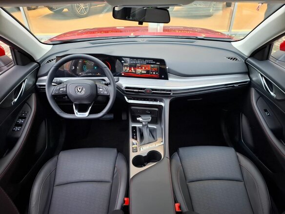 2025 Changan CS35 Plus I Рестайлинг, красный, 2839900 рублей - вид 14