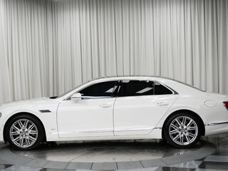 2022 Bentley Flying Spur III, голубой, 21951358 рублей, вид 3