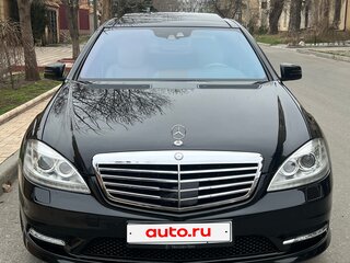2011 Mercedes-Benz S-Класс 500 Long V (W221) Рестайлинг, чёрный, 2200000 рублей, вид 3