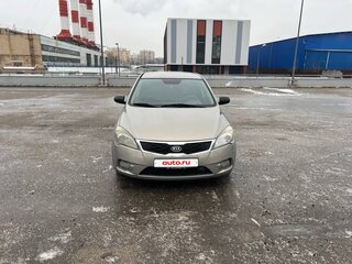 2010 Kia Ceed I Рестайлинг, серебристый, 690000 рублей, вид 2