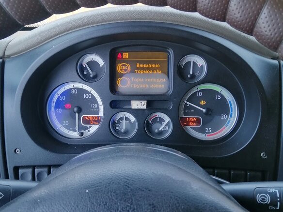 2012 DAF XF 105, белый, 3000000 рублей - вид 1