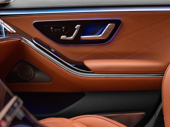 2023 Mercedes-Benz Maybach S-Класс 580 II (Z223), белый, 22000000 рублей - вид 12