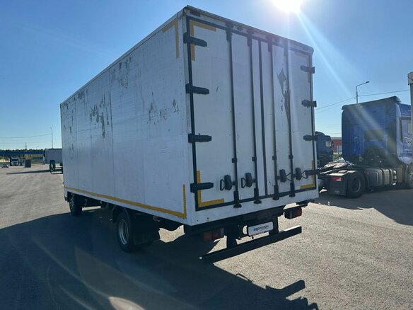 2017 Fuso (Mitsubishi) Canter, белый, 2044350 рублей - вид 5