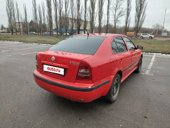 2008 Skoda Octavia I (A4) Рестайлинг, красный, 400000 рублей - вид 1