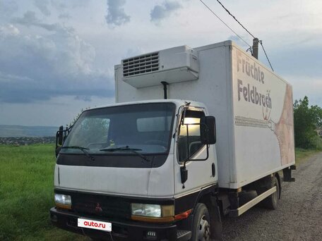 2003 Mitsubishi Minicab, белый, 1500000 рублей, вид 3