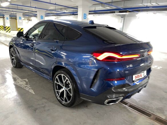 2021 BMW X6 30d III (G06), синий, 9999999 рублей - вид 6