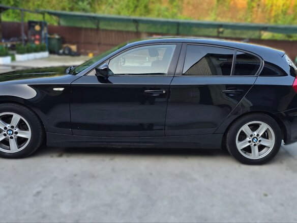 2011 BMW 1 серии 116i I (E81/E82/E87/E88) Рестайлинг, чёрный, 1000050 рублей - вид 3