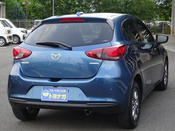 2021 Mazda 2 III (DJ) Рестайлинг, синий, 1000000 рублей - вид 10