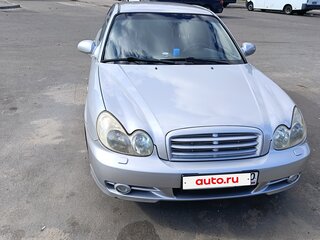 2004 Hyundai Sonata ТагАЗ IV (EF) Рестайлинг, серебристый, 320000 рублей, вид 1