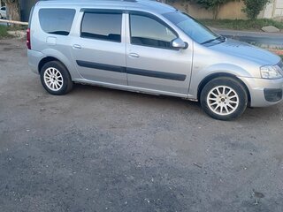 2013 Lada (ВАЗ) Largus I, серебристый, 700000 рублей, вид 3