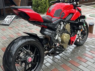 2020 Ducati Streetfighter V4, красный, 1500000 рублей, вид 4