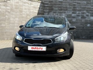 2013 Kia Ceed II, чёрный, 1050000 рублей, вид 2