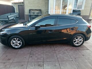 2017 Mazda Axela III Рестайлинг, чёрный, 1500000 рублей, вид 4