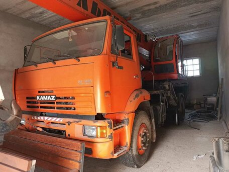 2010 КамАЗ 5410, красный, 2500000 рублей, вид 4
